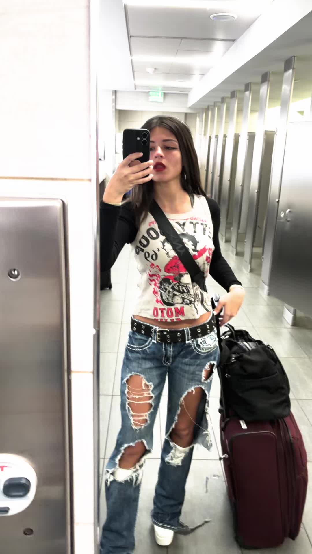 @🤷&zwj;♀️WUT🤷&zwj;♀️
