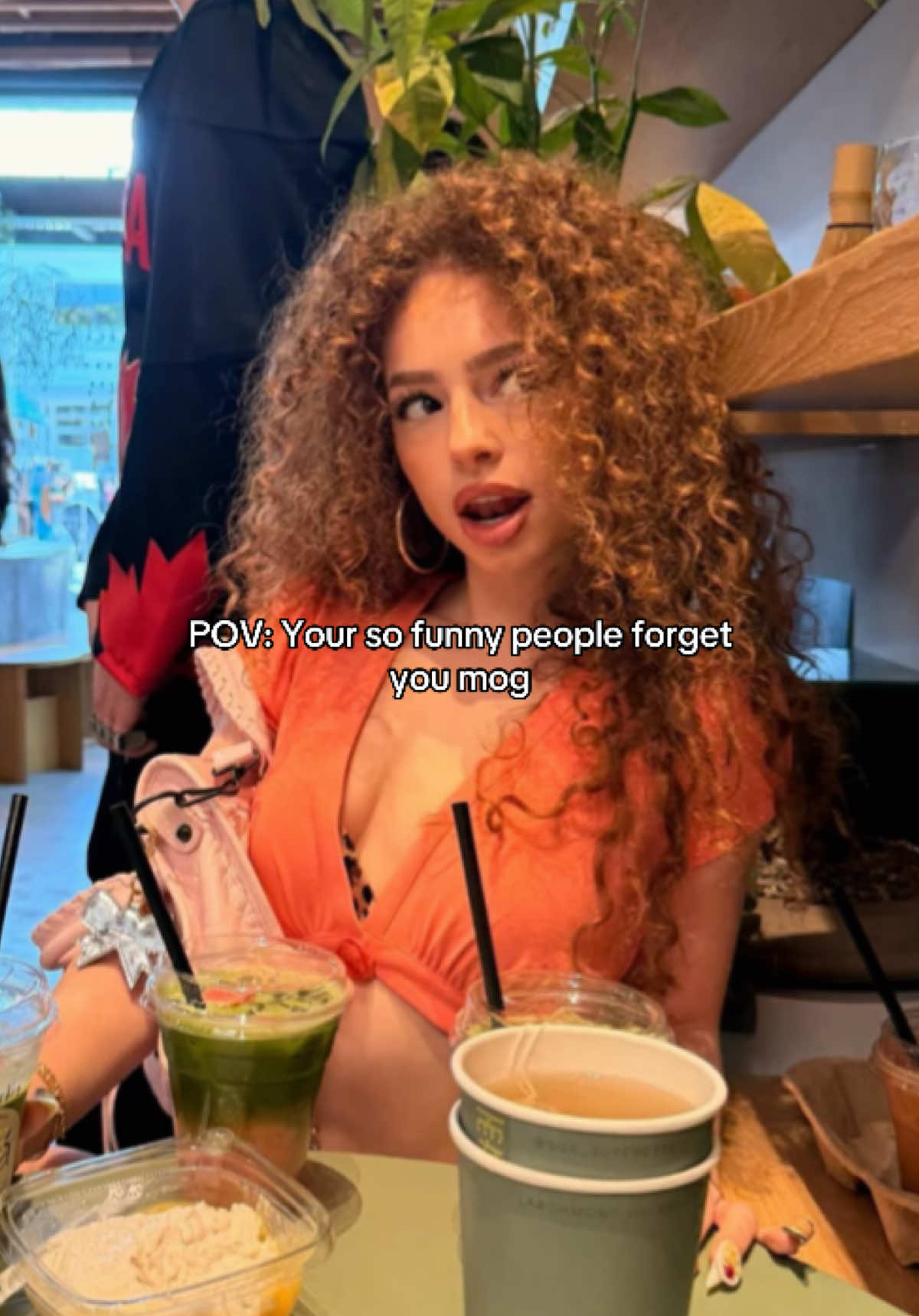 @lessis_fanaccount