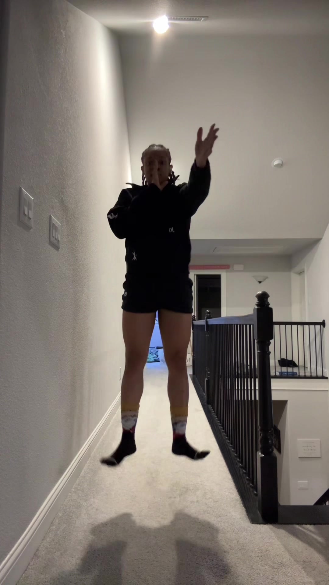 @Jo