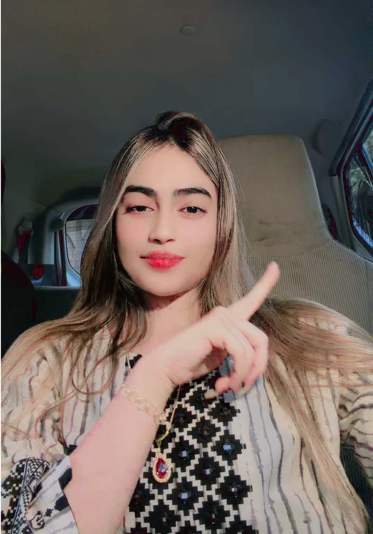 @♥️Kaînat Malîk♥️