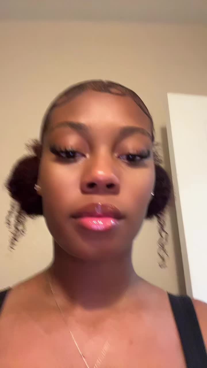 @Fefe🌺
