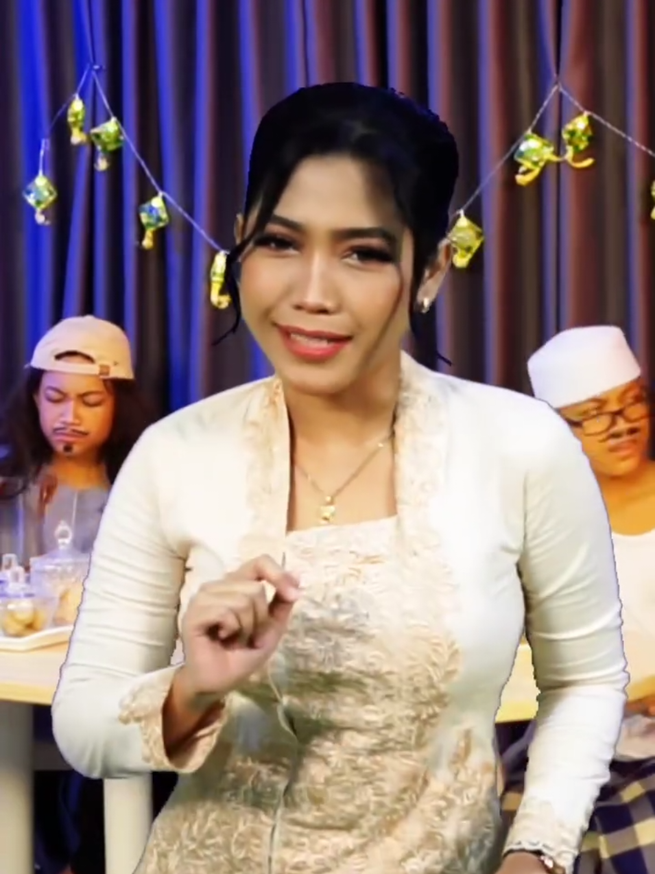 @KekasihBayangan