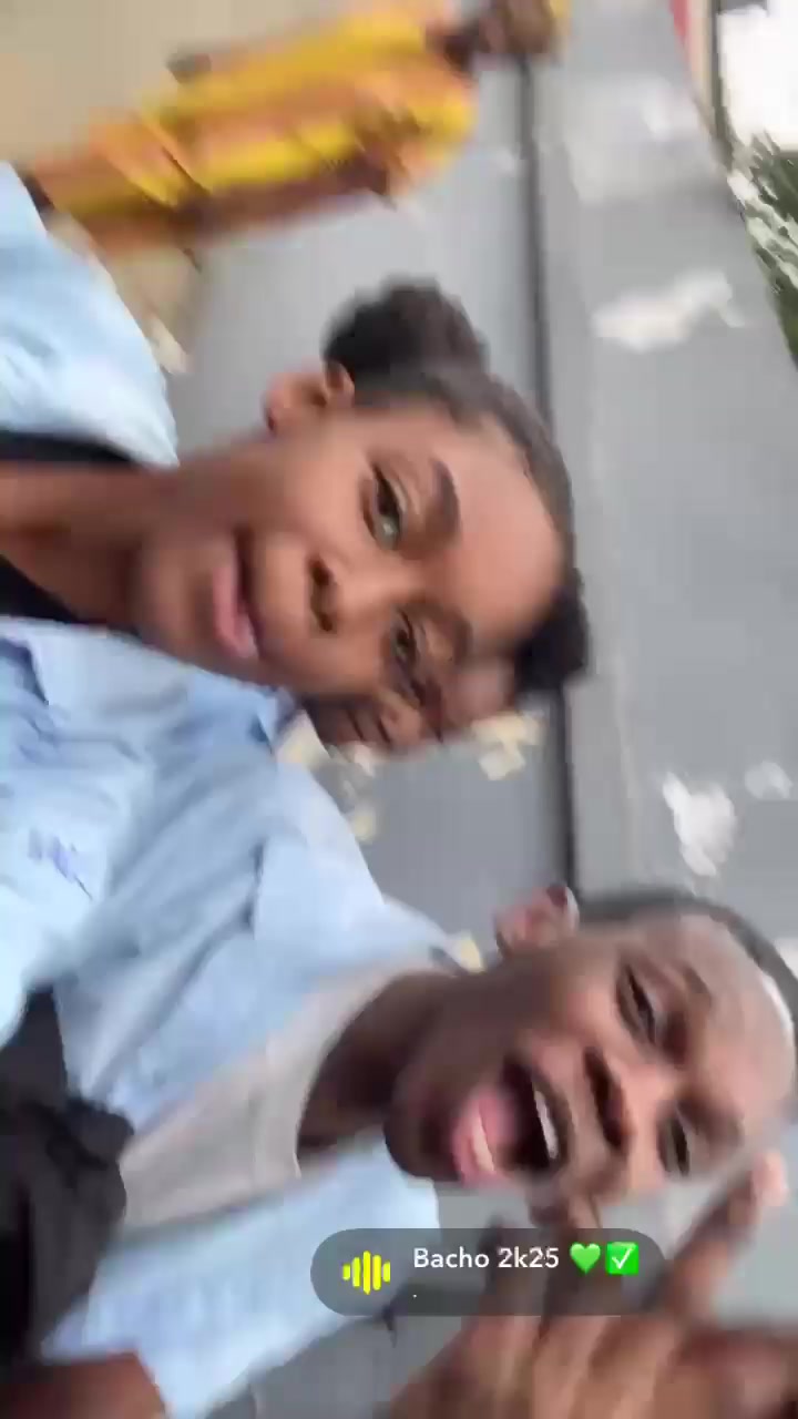 @𝓜𝓲𝓵𝓮𝓼&rsquo;✰✰
