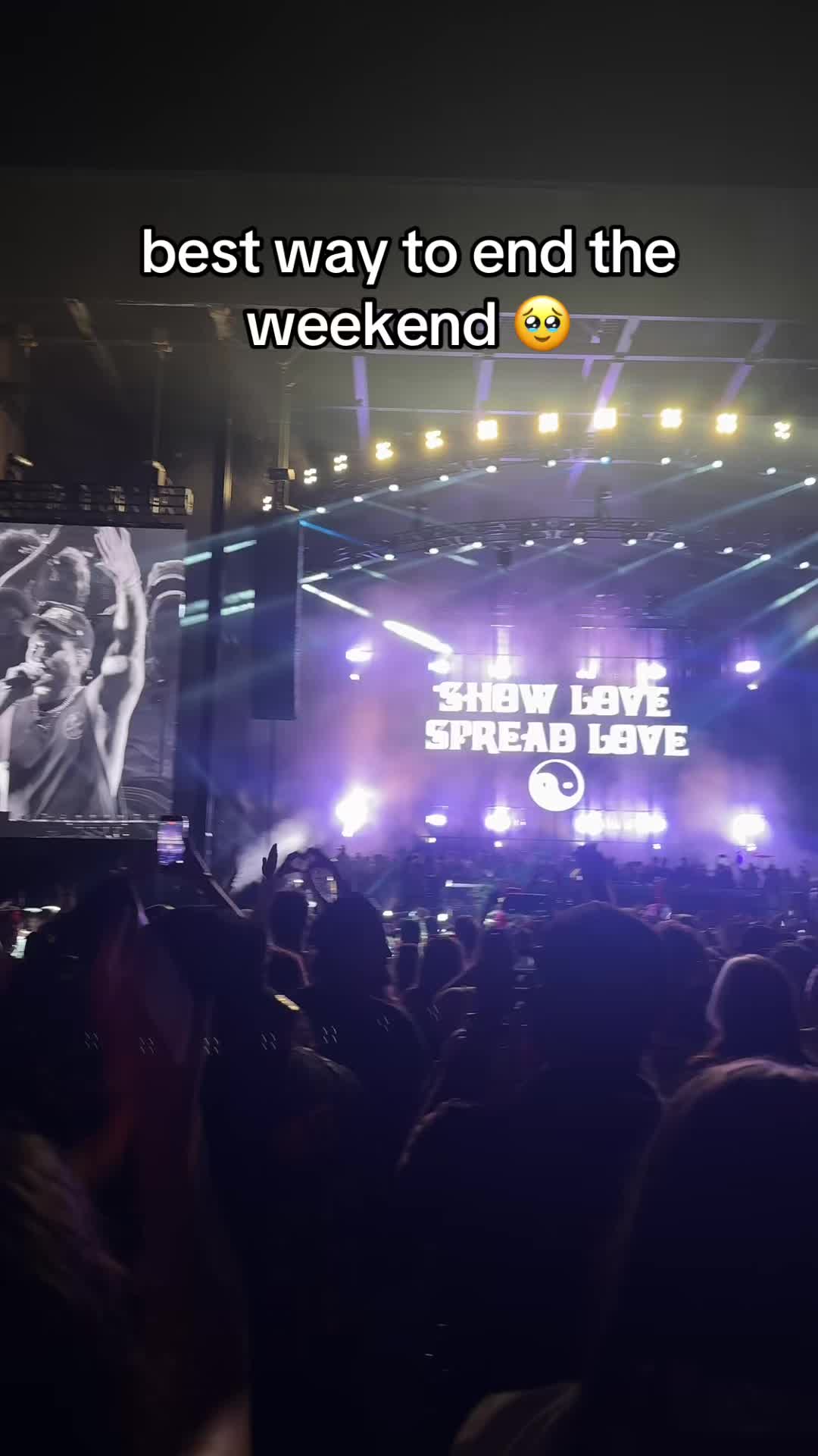 @ari 🖤✨🎰