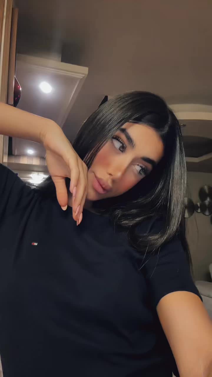 @roozhiina
