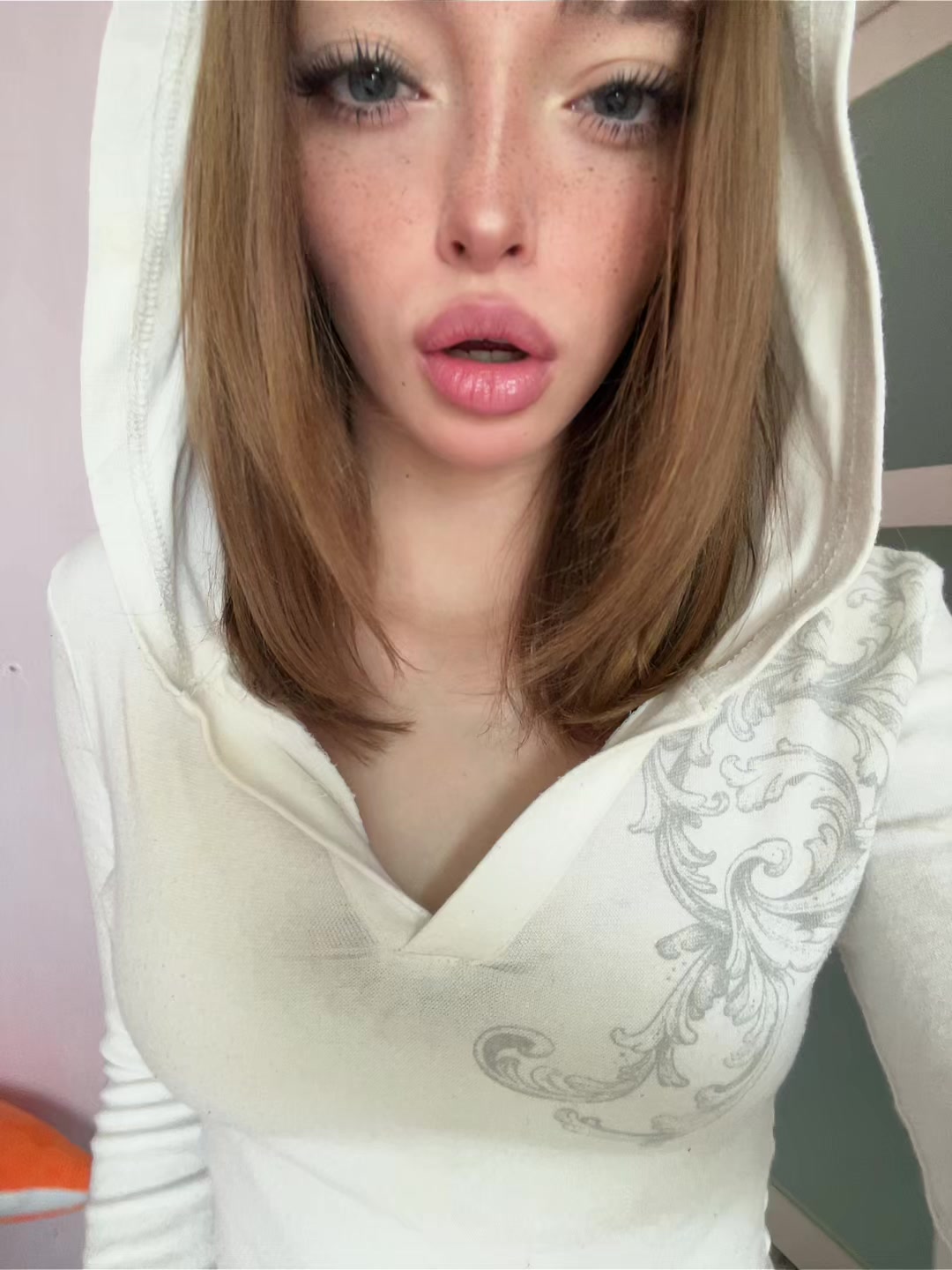 @лианова