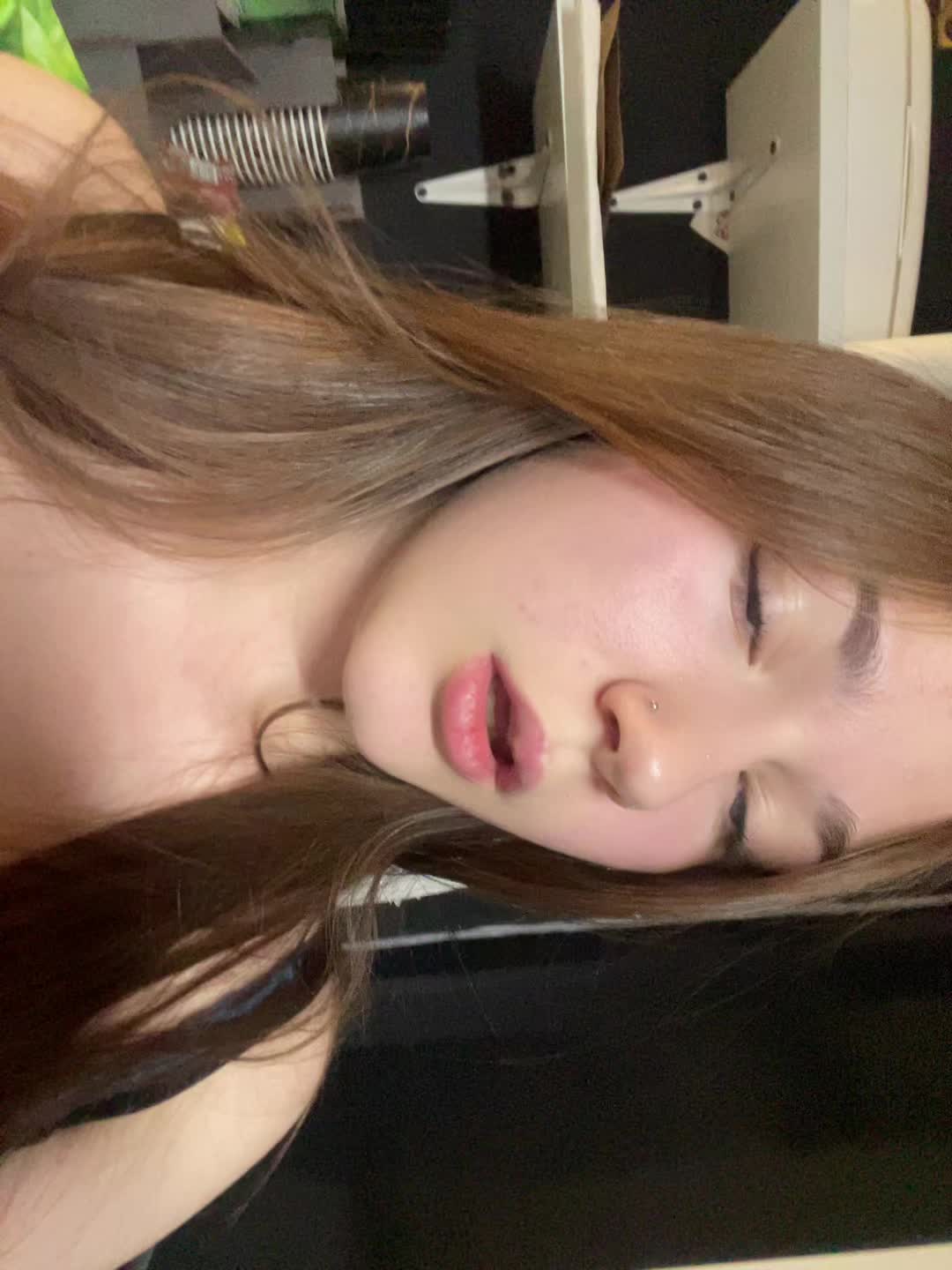 @дуня