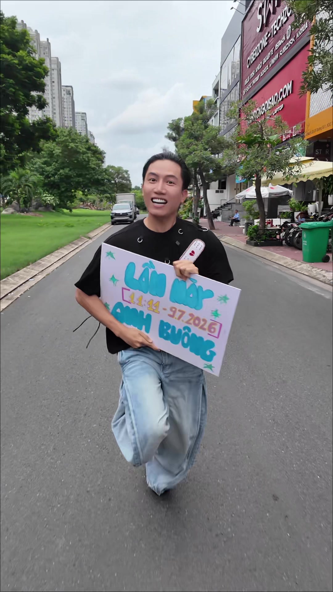@Nguyễn Anh T&uacute;