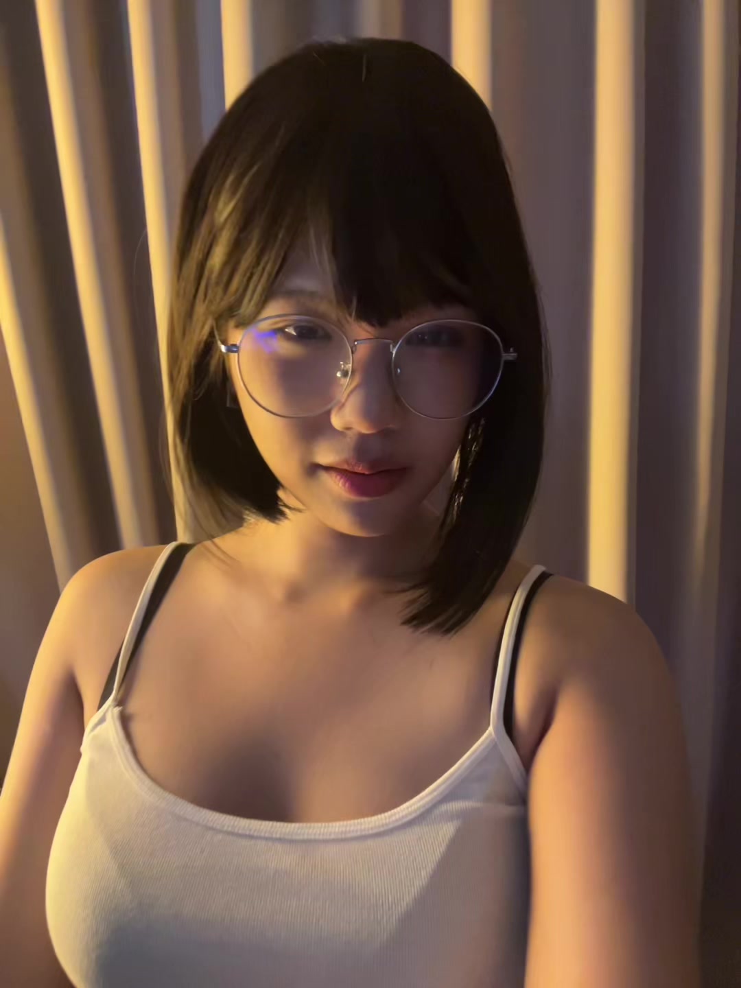 @ไม่ใช่นจ