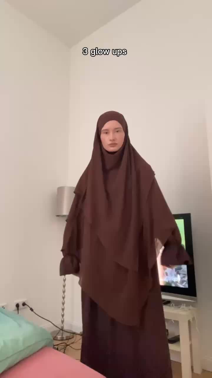 @celinn94