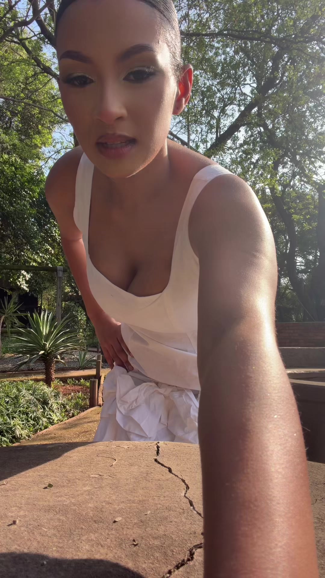 @ash_leythebrand
