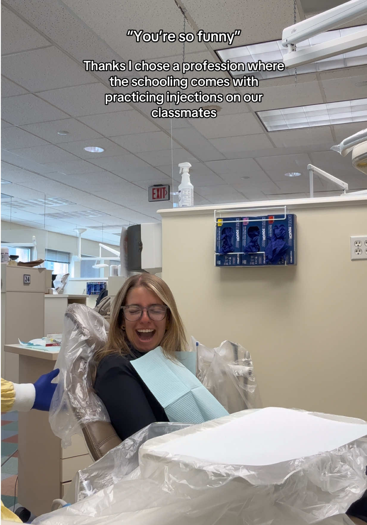 @em | dental student ☆