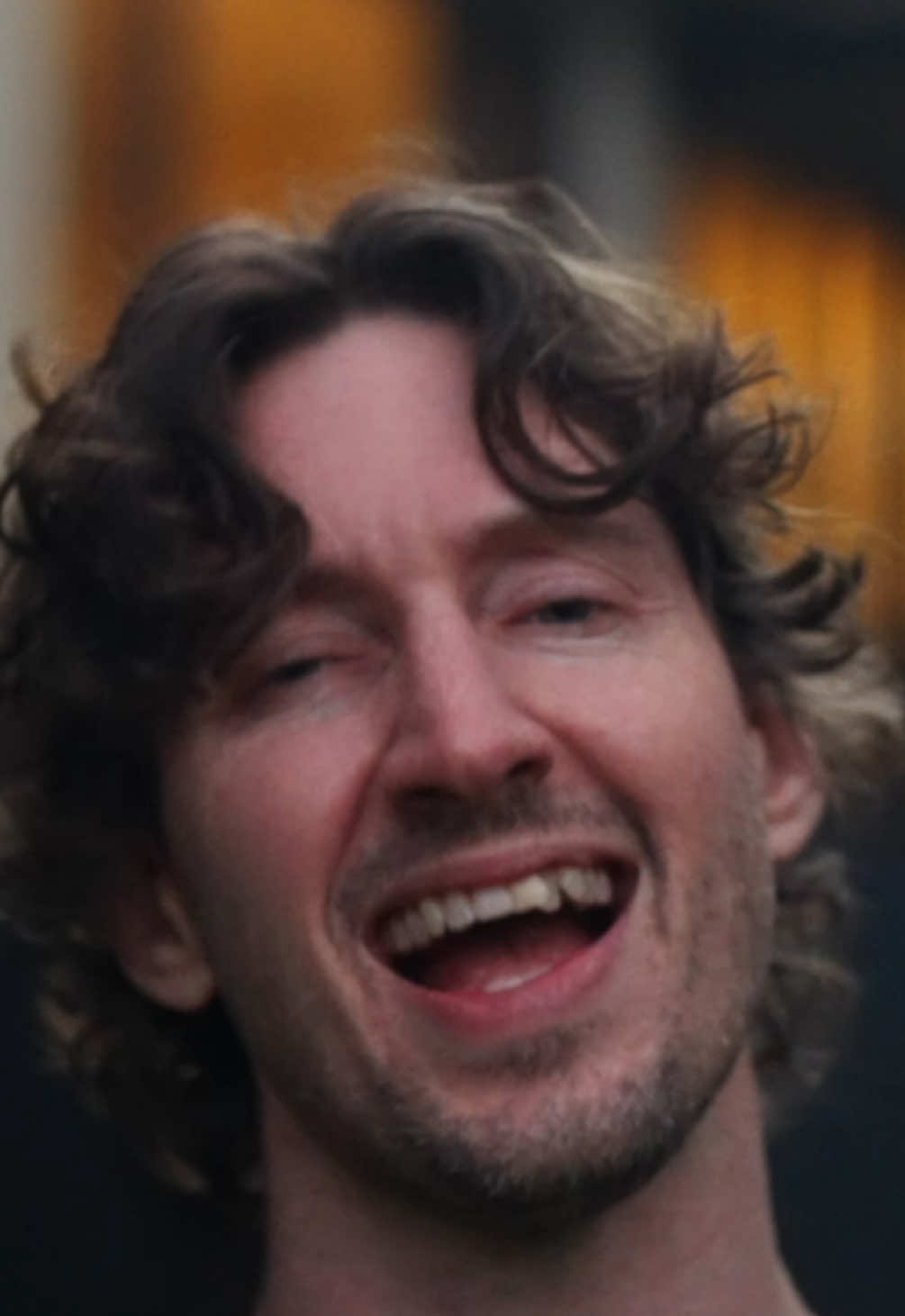 @Dean Lewis
