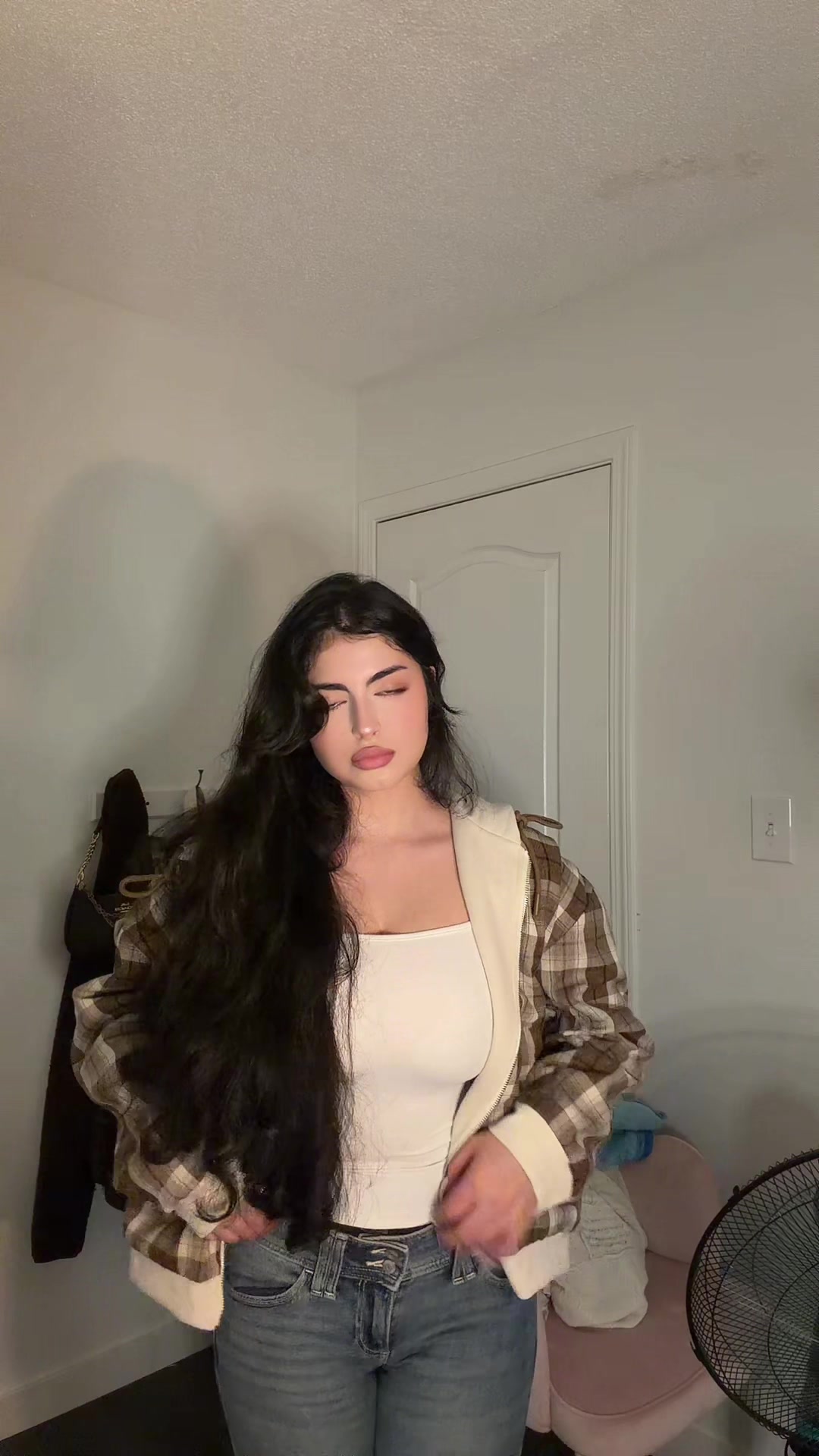 @Hus_77