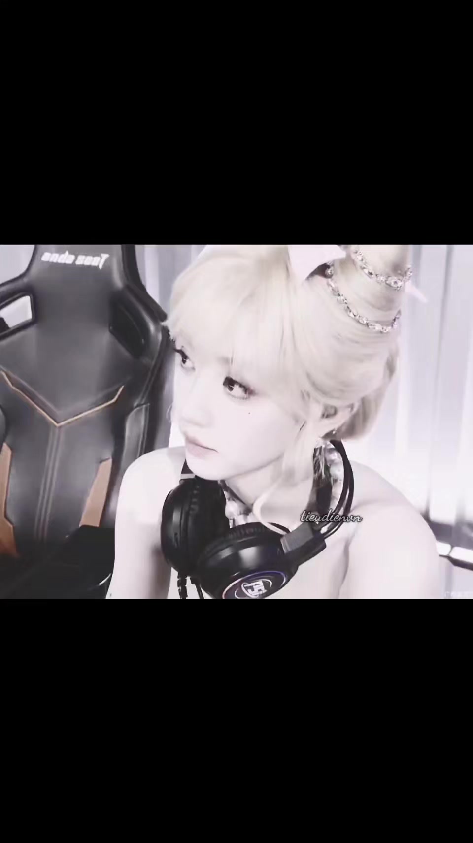 @Vitamin Điền Hi Vi