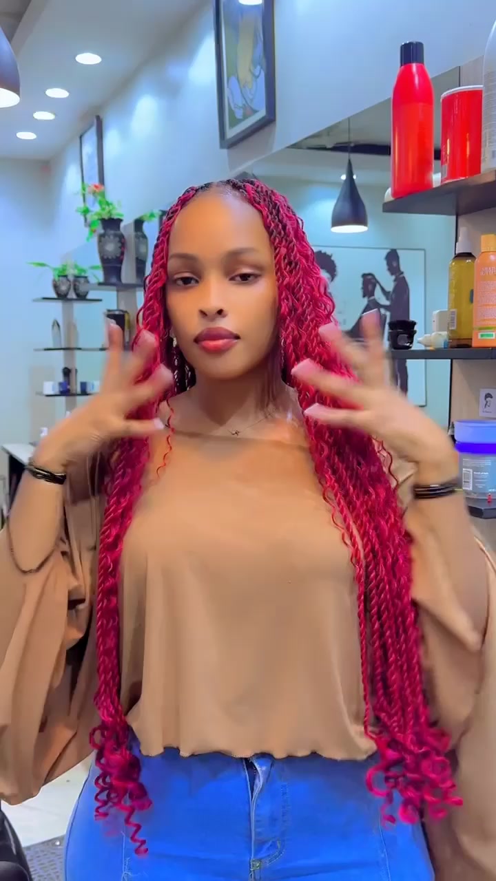 @Akoragye256