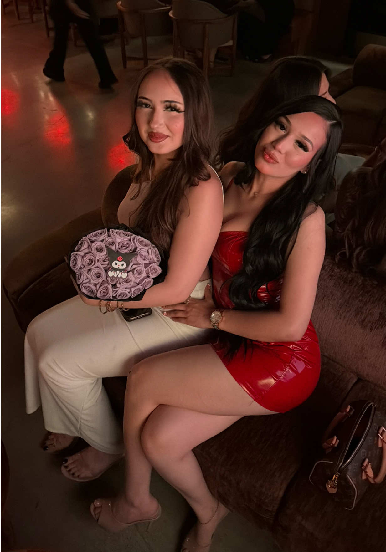 @𝑨𝒏𝒂𝒉𝒊🧁