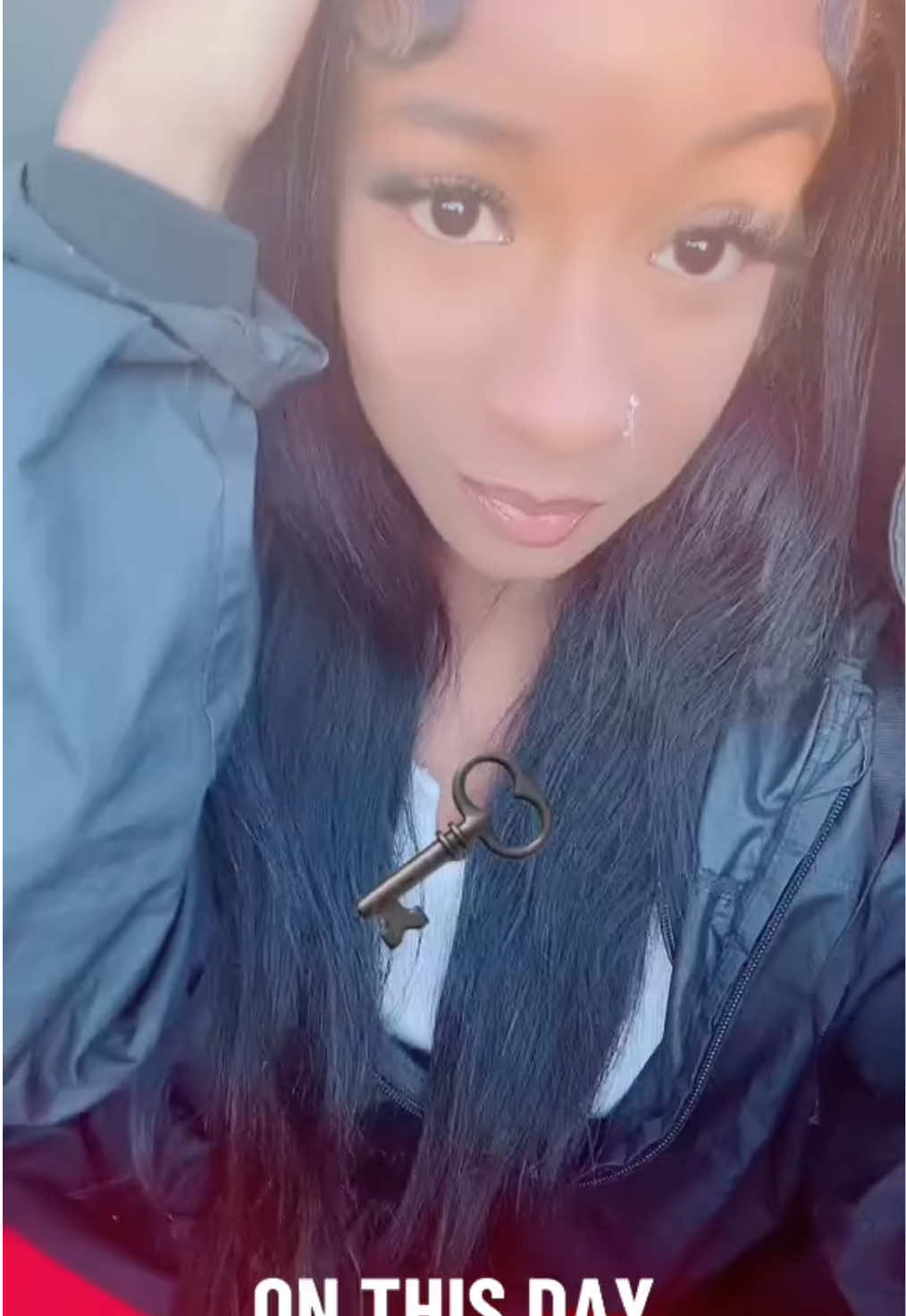 @🥰C H 👑 N 🌹 L 🗝️