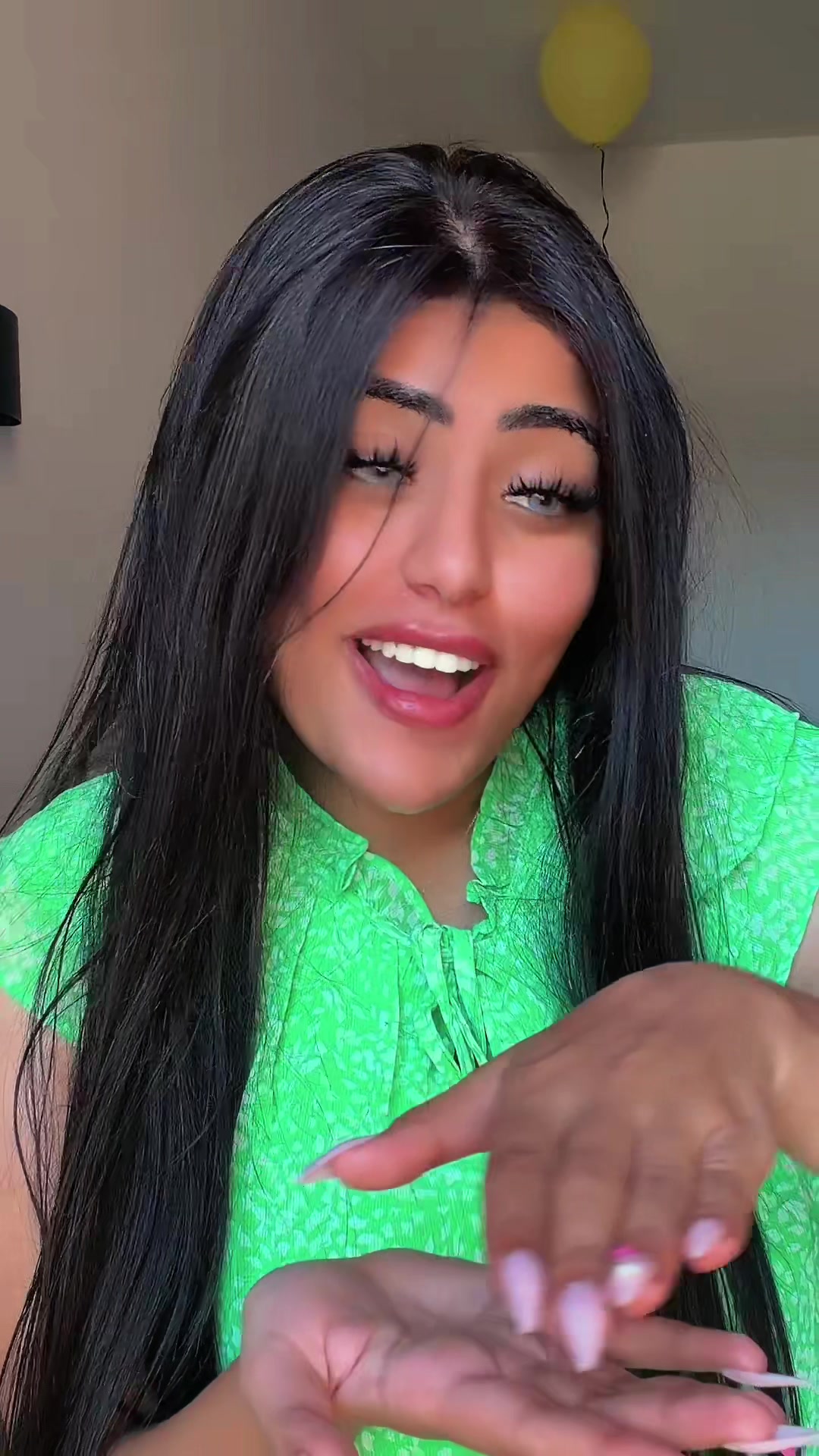 @معاكم🫨 ﮼توتا ﮼الحلويات&hearts;️🍬🍭