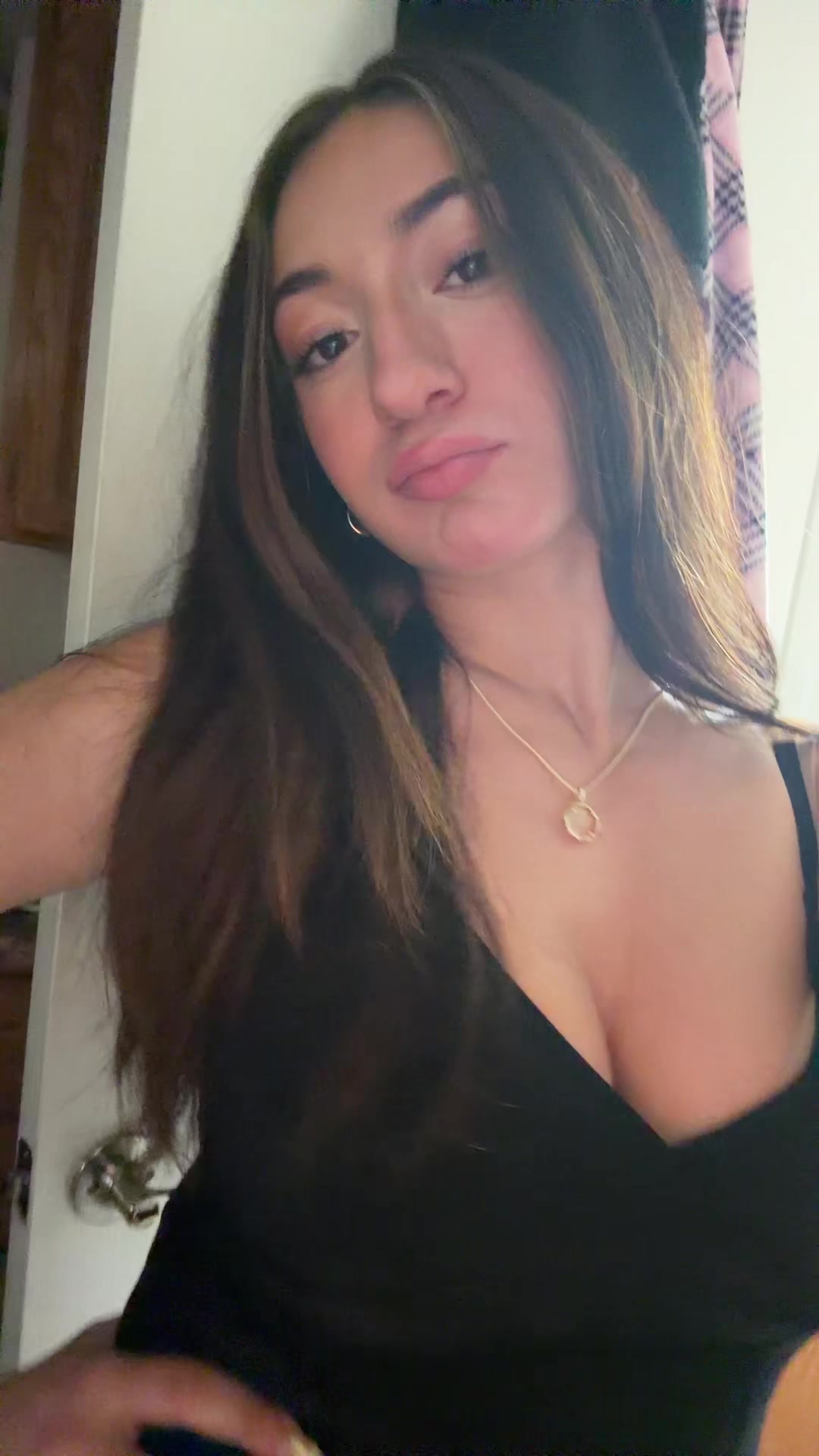 @Bella