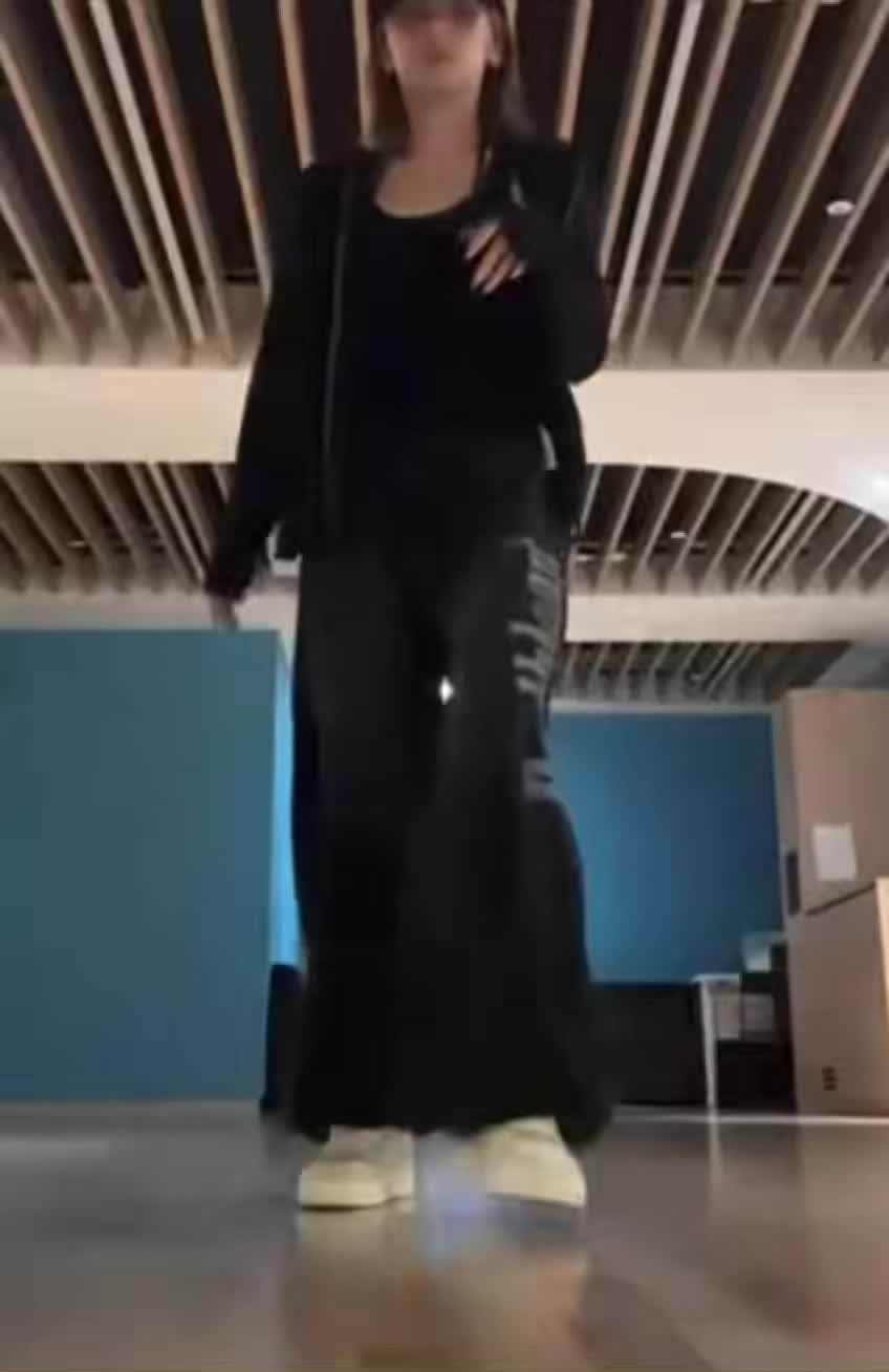 @🖤.