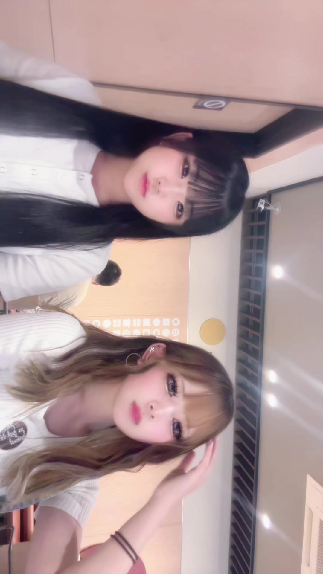 @きゅらら