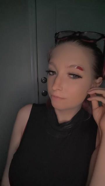 @Squishyybunnyy