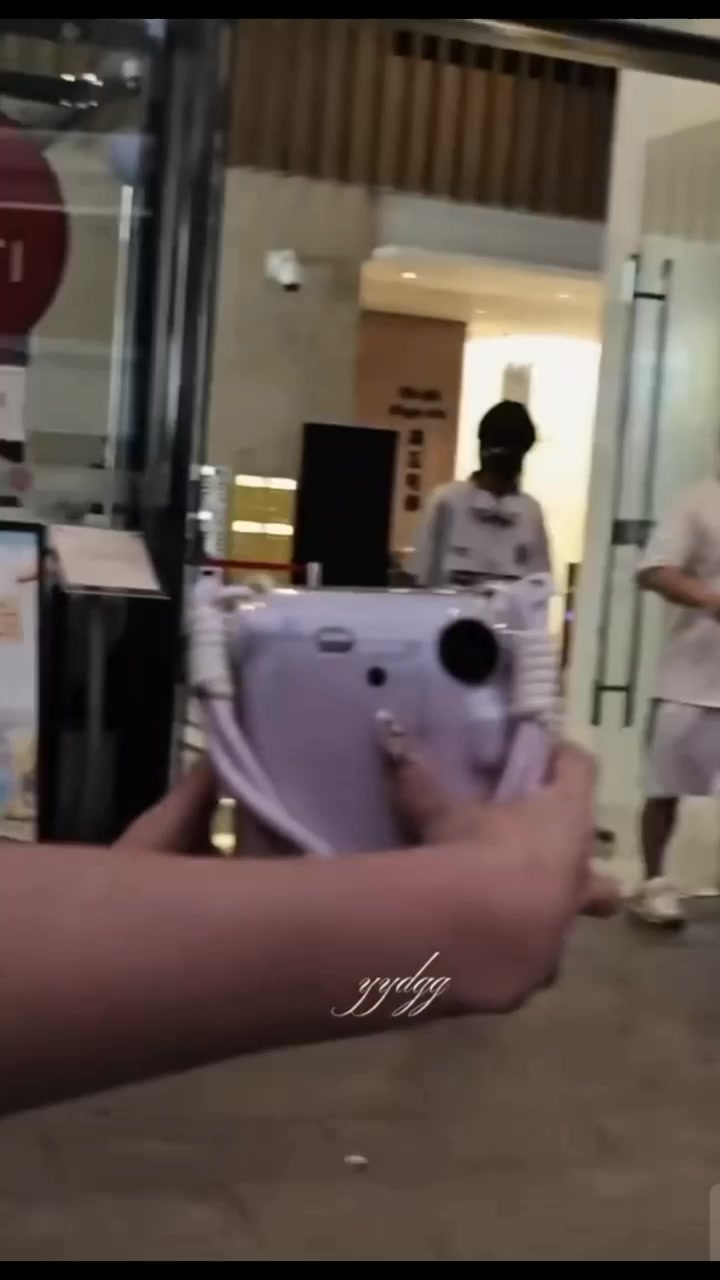 @Zhienhan