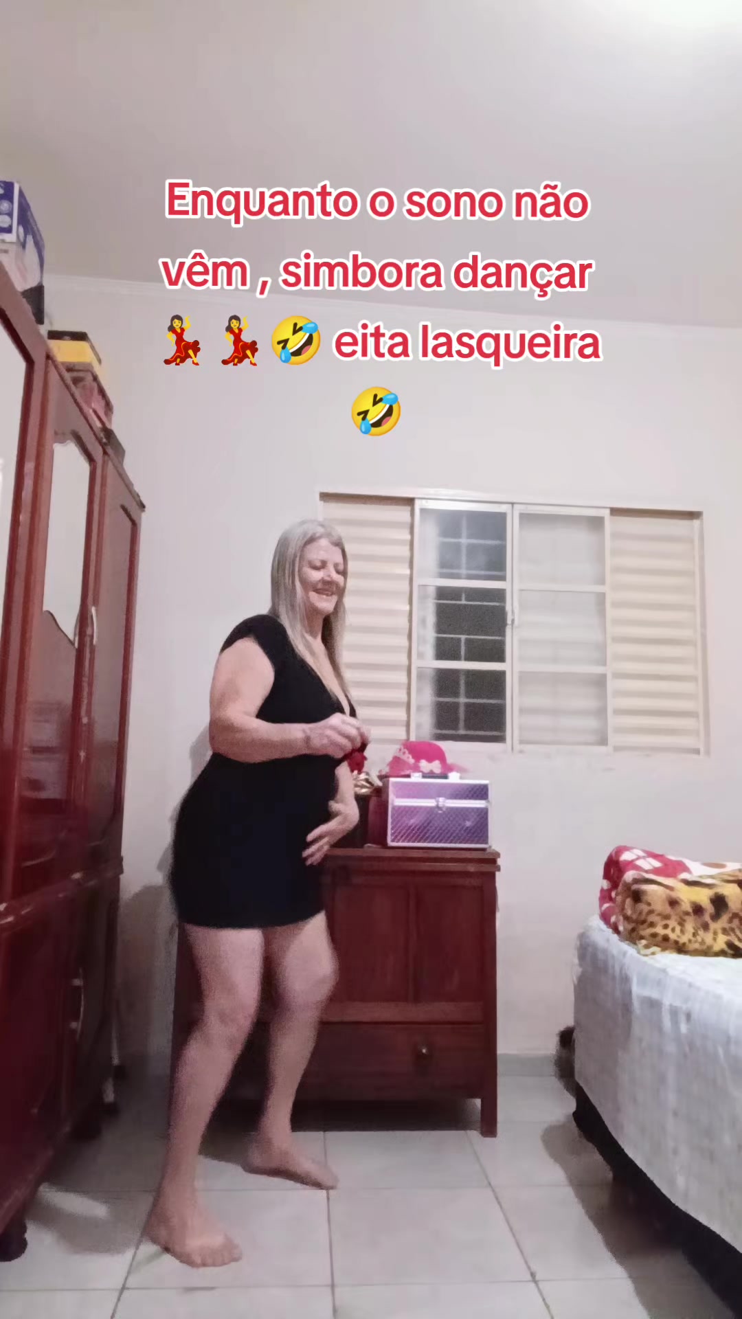 @loira rom&acirc;ntica