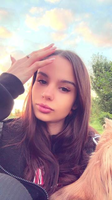 @Анастасія Іллівна 🦂