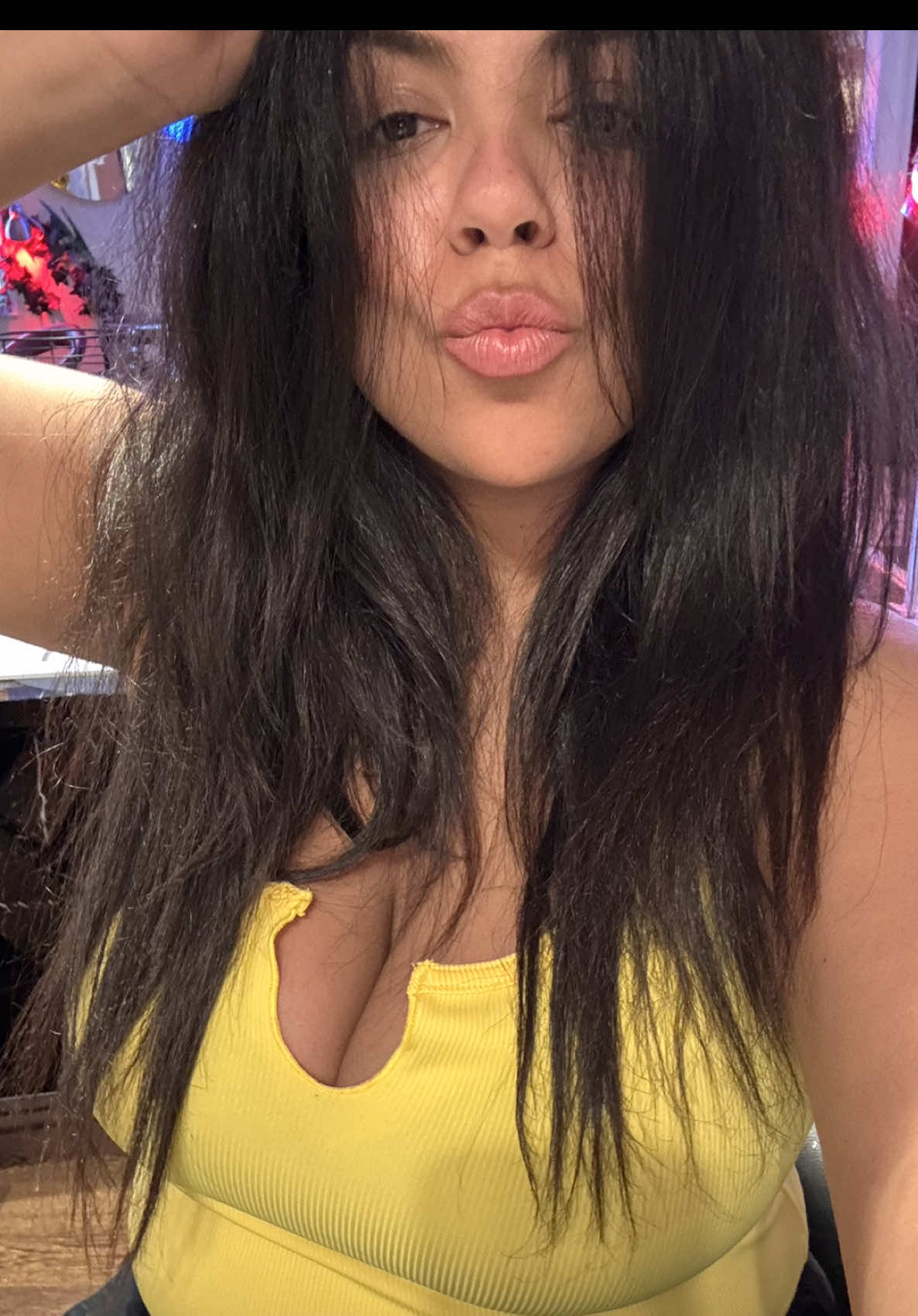 @NoushkaOfficial