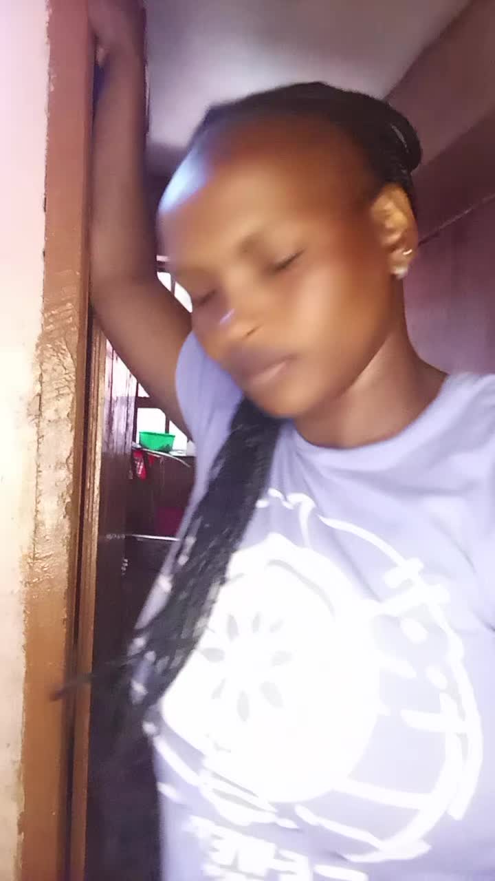 @Meru daughter 🥰🥰🥰