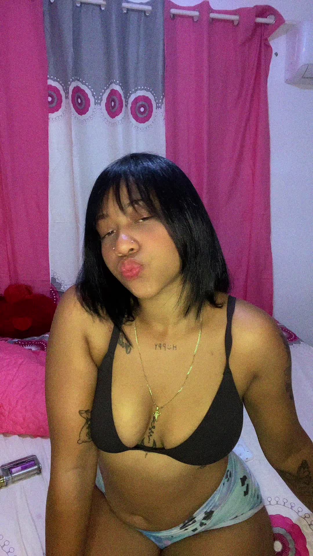 @Britnie Benitez🦋