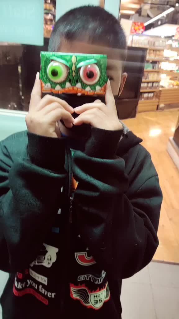 @ᕙ[･~Ananda  Arbedin~･]ᕗ