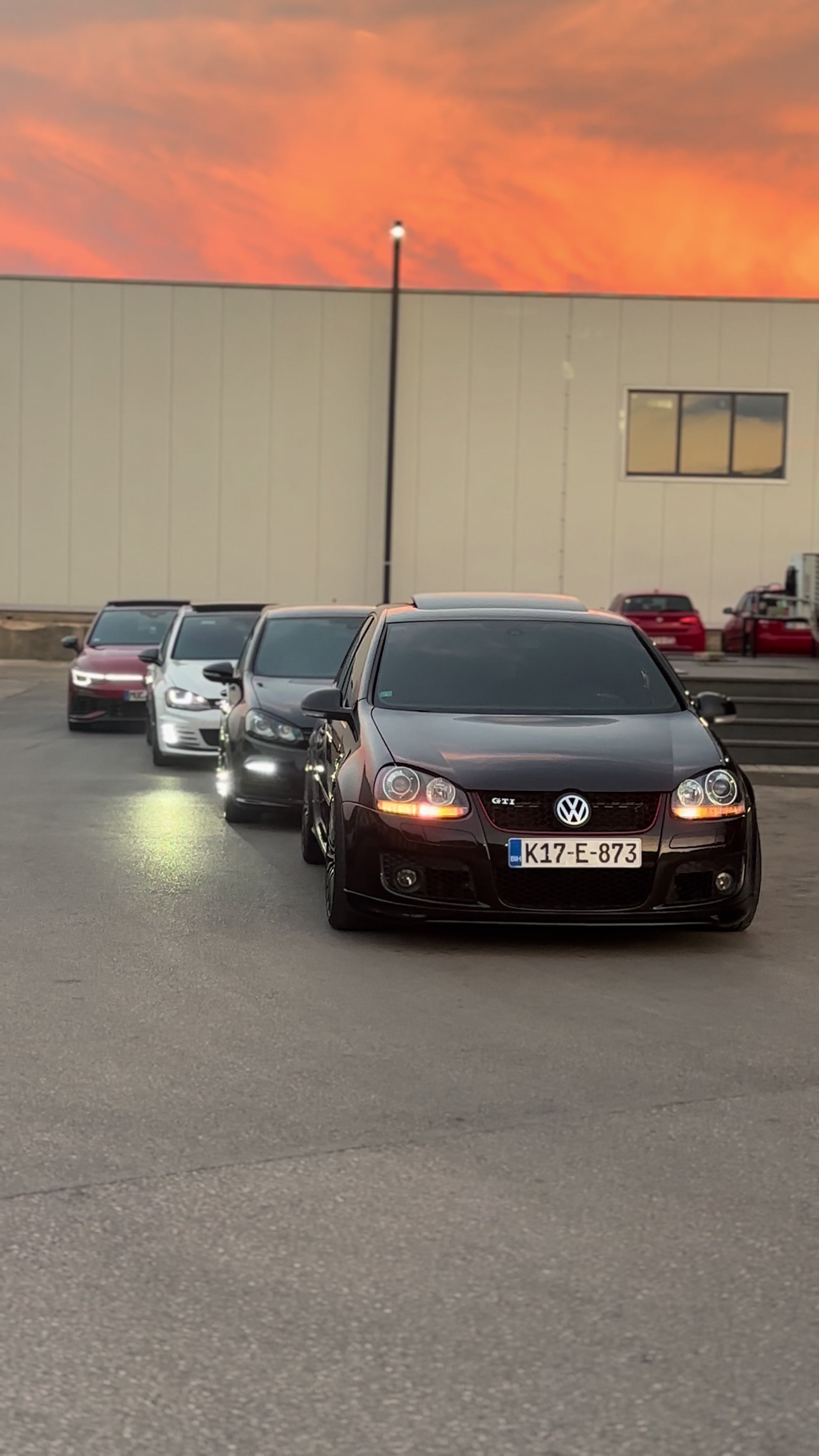@WHITEGTI