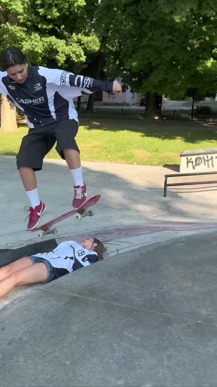 @тгк: LILSKATE