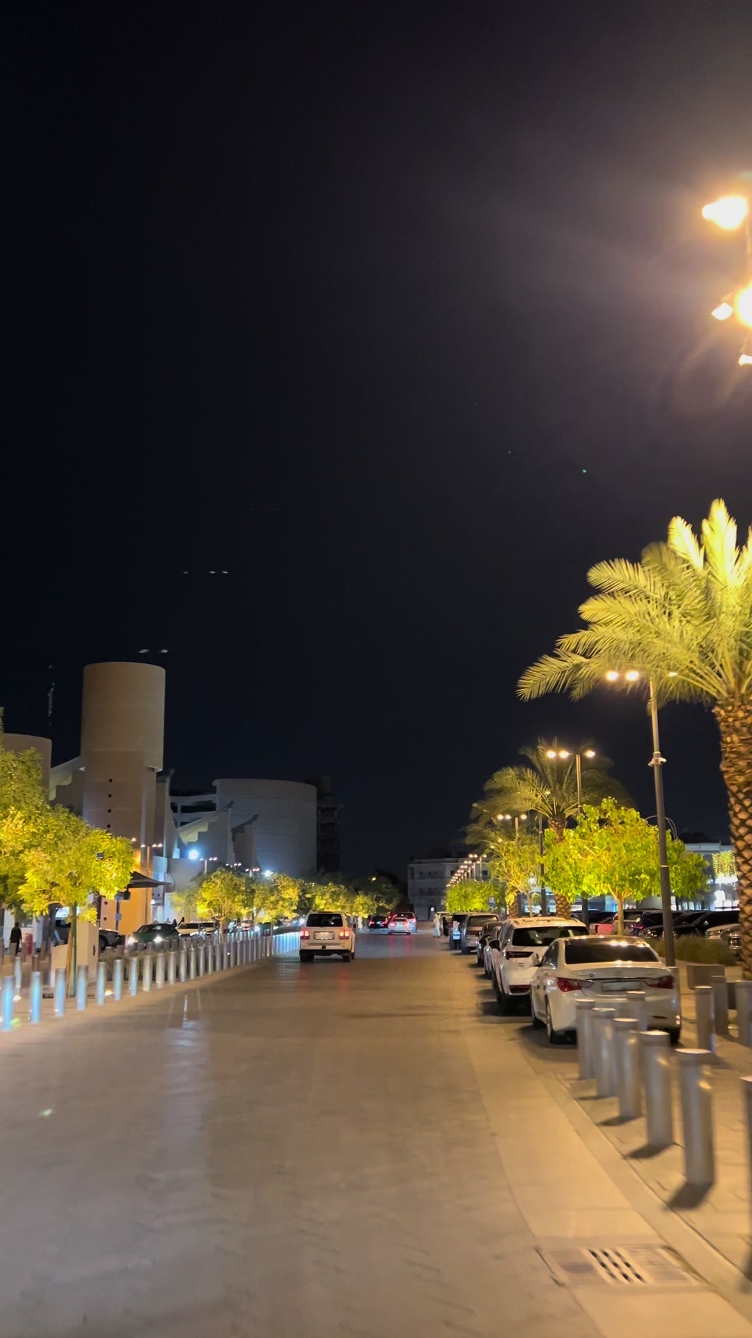 @زهى الورد | جلابيات الرياض