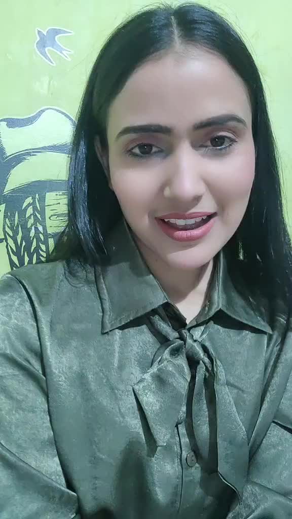 @Chique_Nari