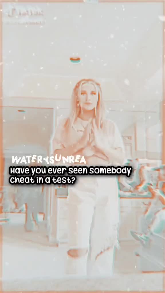@𝗖𝗵𝗮𝗿 || 1.7k<3
