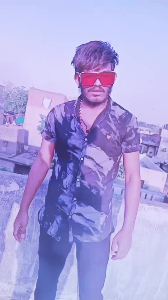 @chiranjiv__2162👑