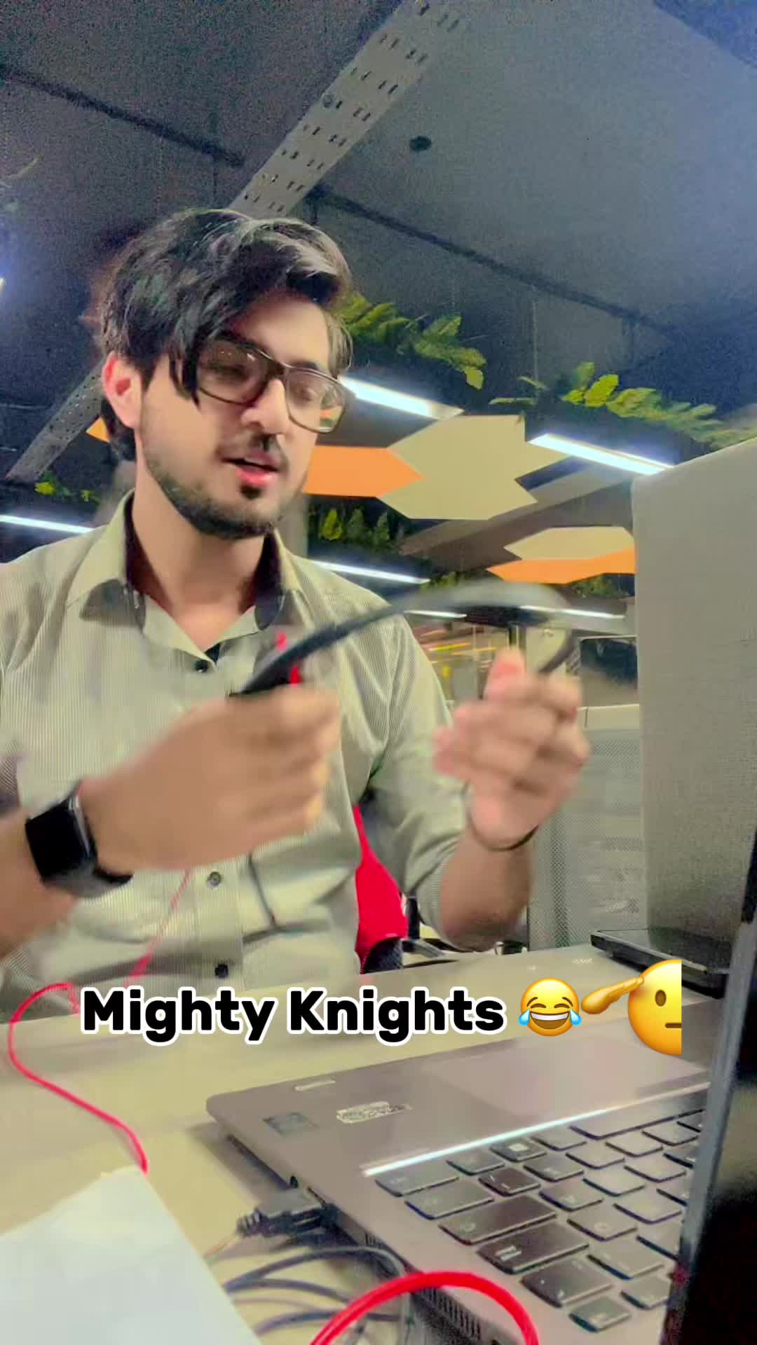 @𝐇𝐚𝐦𝐳𝐚 ✨