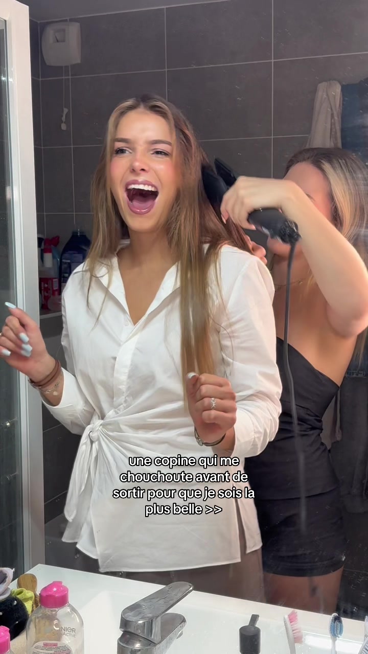 @🇫🇷L&eacute;na Gross