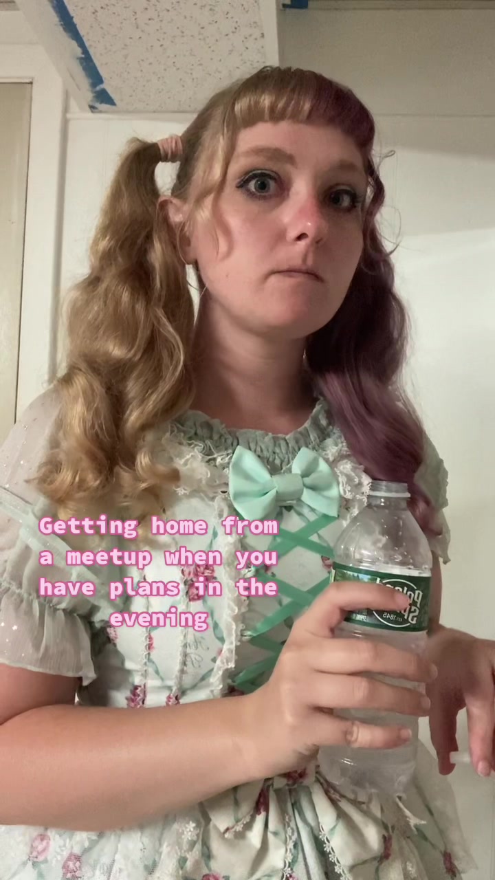 @poisonpastels