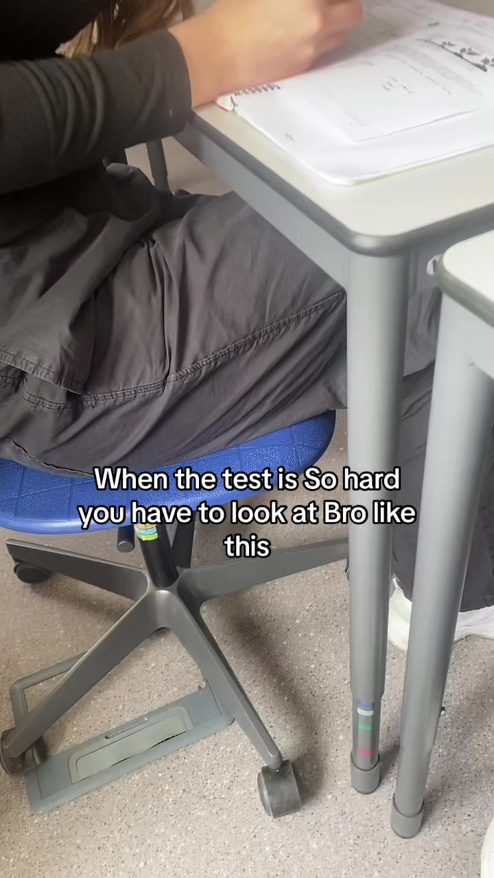 @🧫