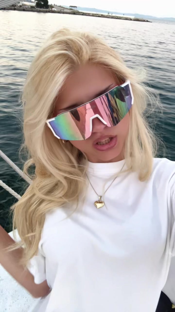 @машаа