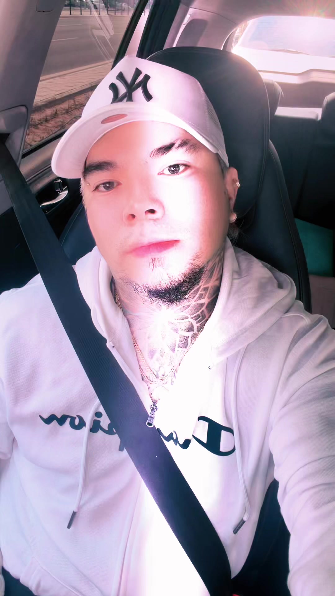 @Dhonskie