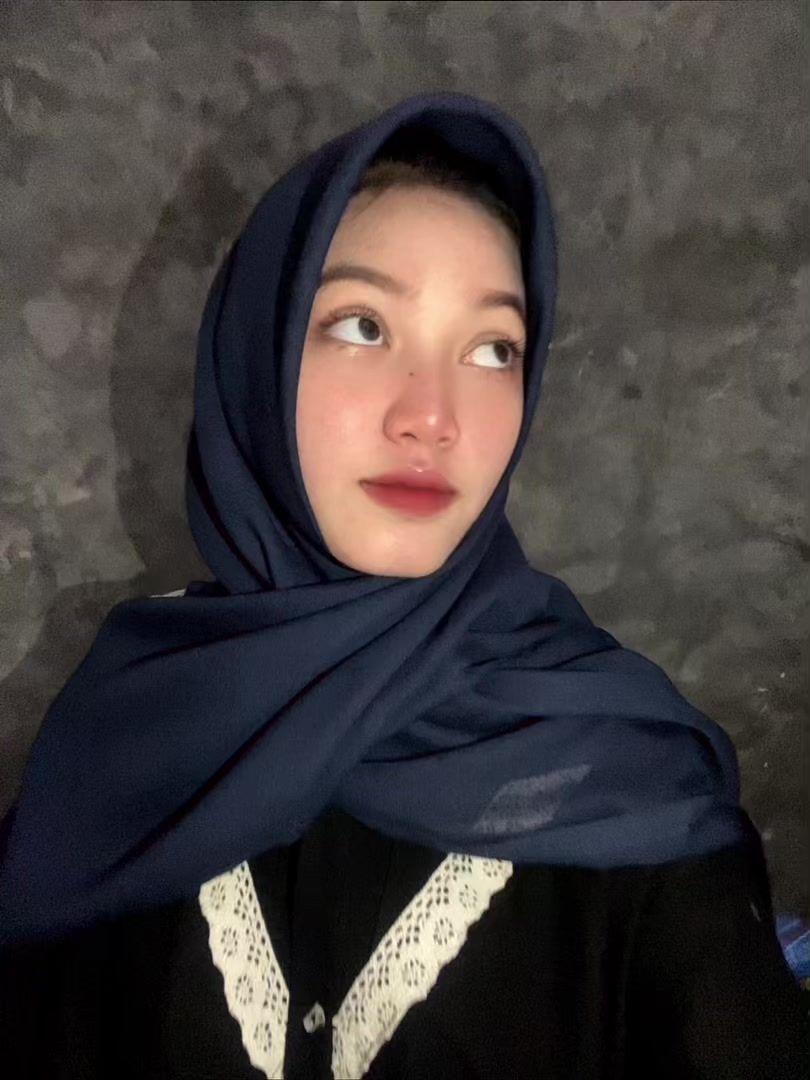 @peggyazira08