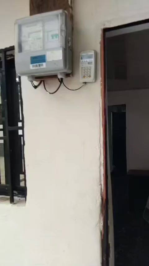 @Business Estate agent (Jen62)