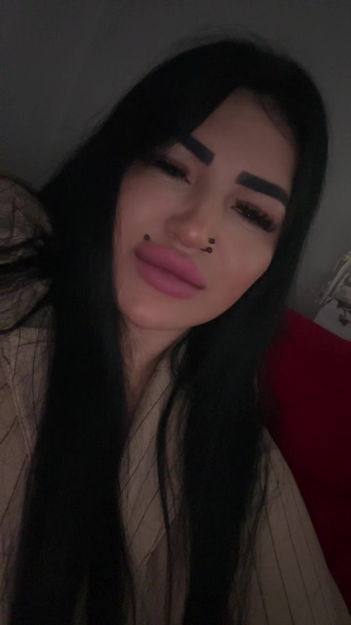 @👑🖤 ESMEROO 🖤👑