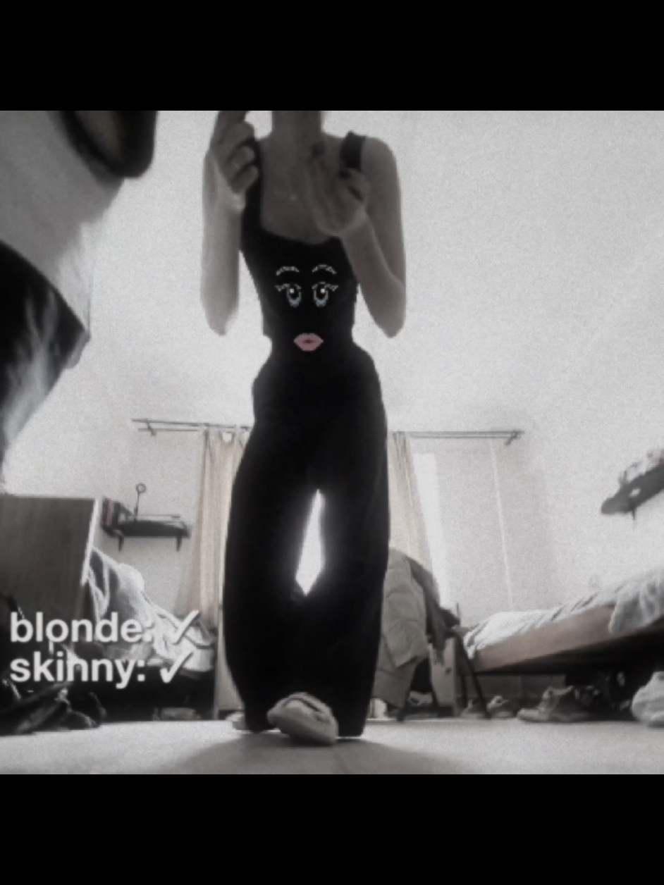 @babadook !! 🐕EIMIKO #1 FAN💥꩜